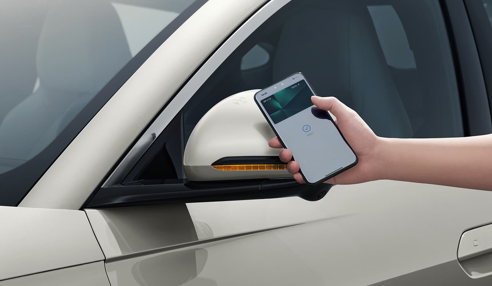 otwieranie smartfonem